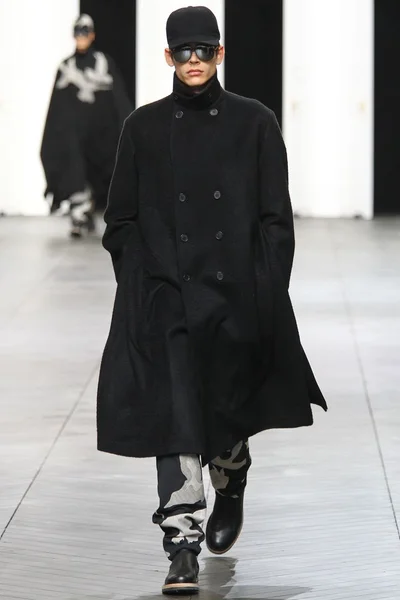 Look 46